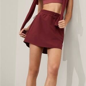 Athleta Dawn High Rise 15” Skirt Medium Redwood